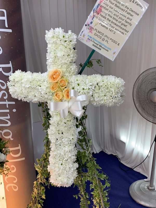 FWSG NEW Can name it yourself CR10 135 can duplicate from latest cross wreath u did jpeg