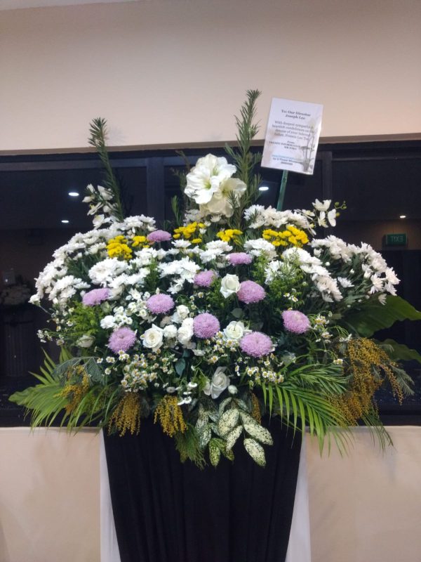 flowerwreath sg jpg